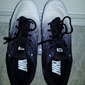 Women Softball Cleats Size 9